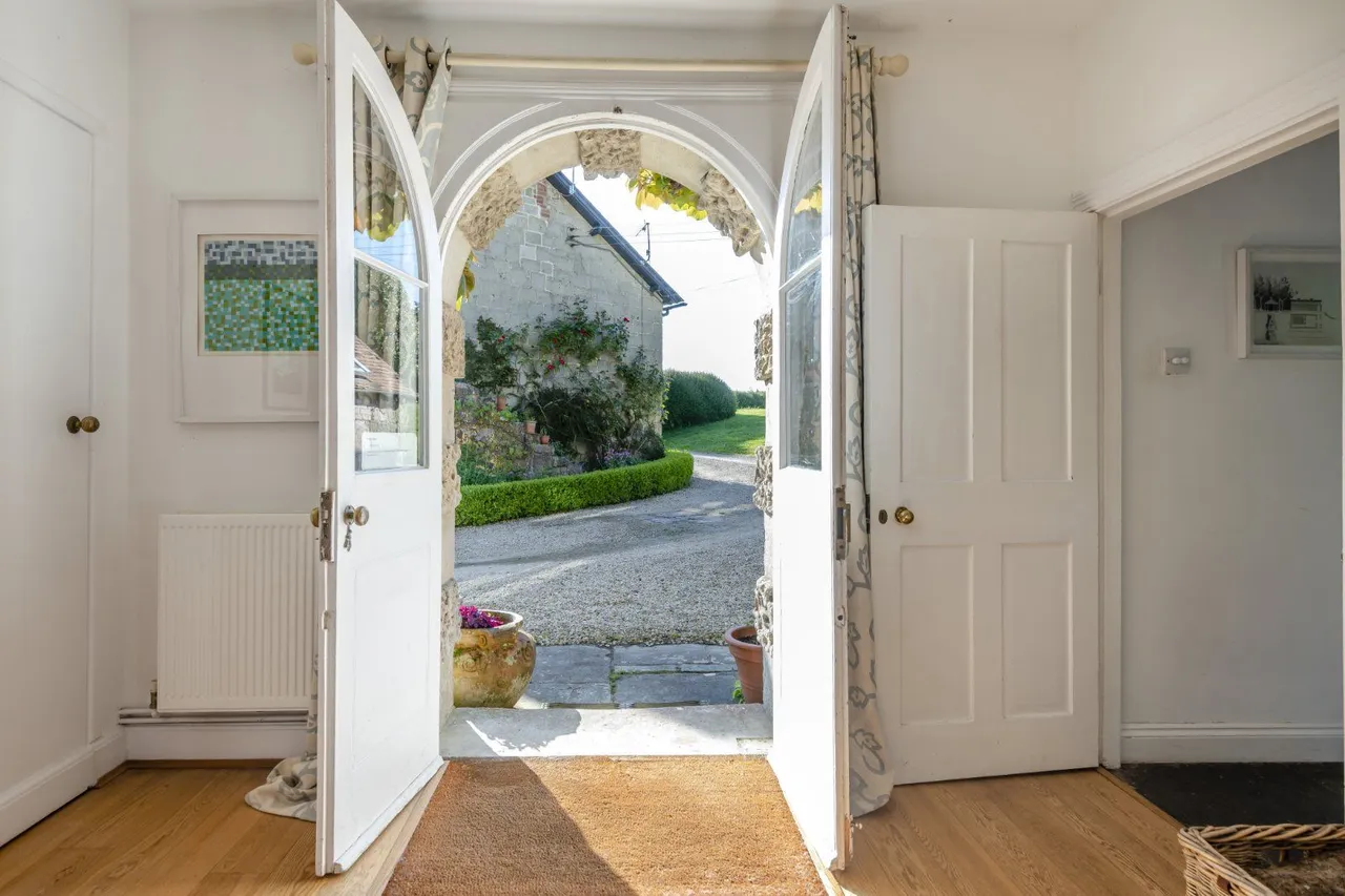 Old Wardour, Tisbury, SP3, photo 6
