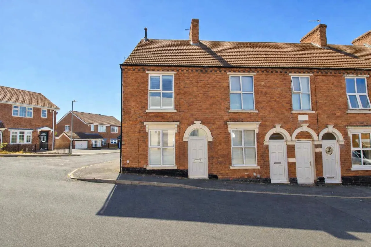 2 bed house for sale, Hill Street, Upper Gornal, DY3