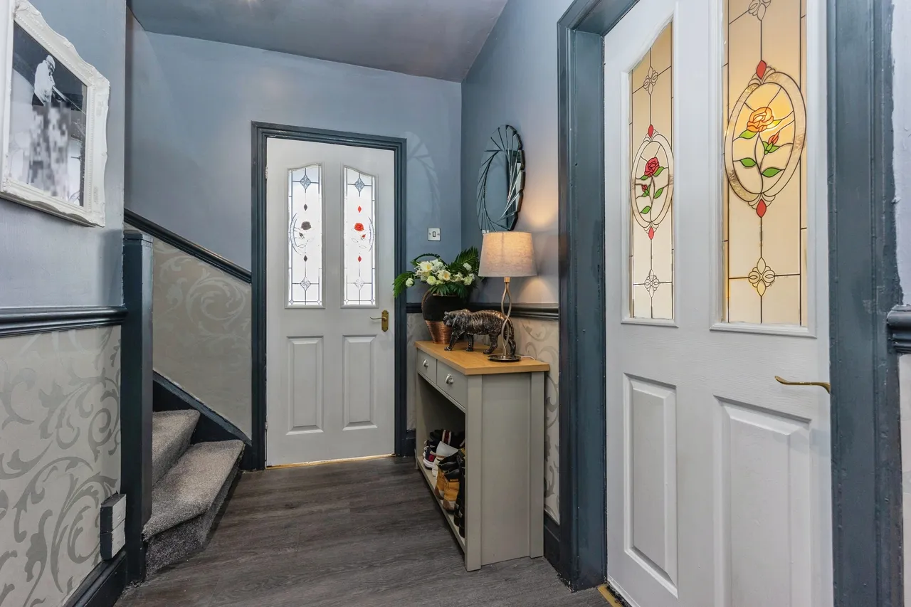 Lynwood Grove, Audenshaw, M34, photo 2
