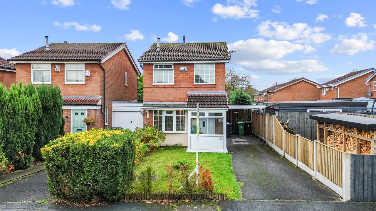 2 bed house for sale — Shelley Street, Leigh, WN7 5EW