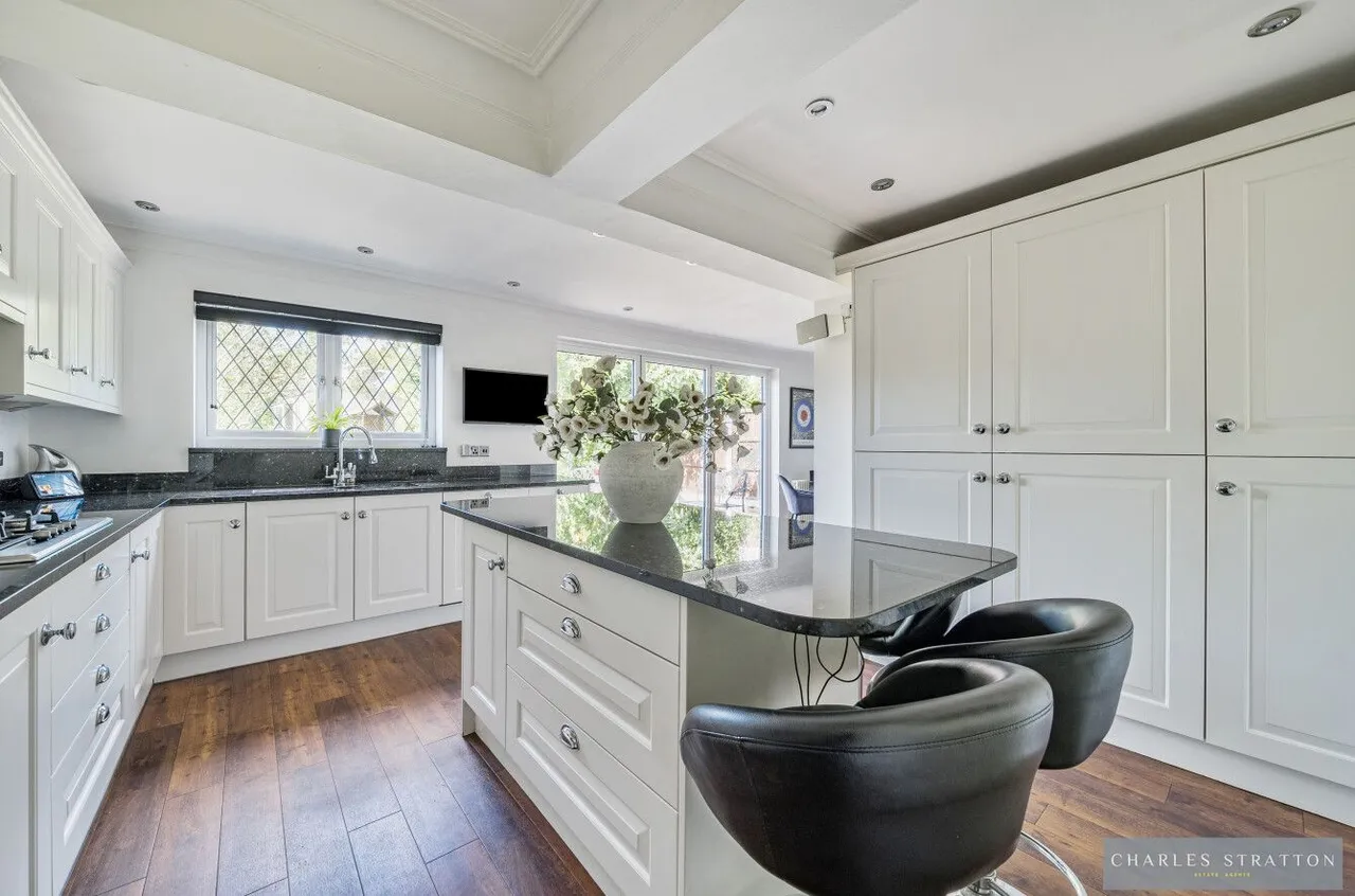 Kingston Road, Romford, Essex, RM1 3NB, photo 8