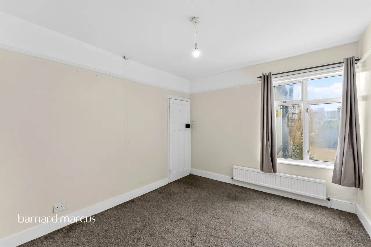Church Road, Mitcham, CR4, photo 12