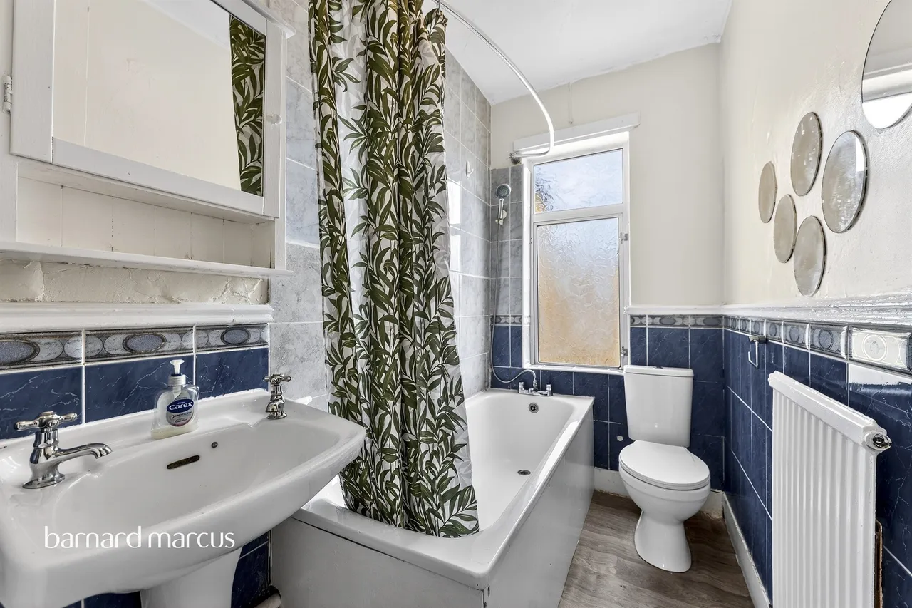 Church Road, Mitcham, CR4, photo 14