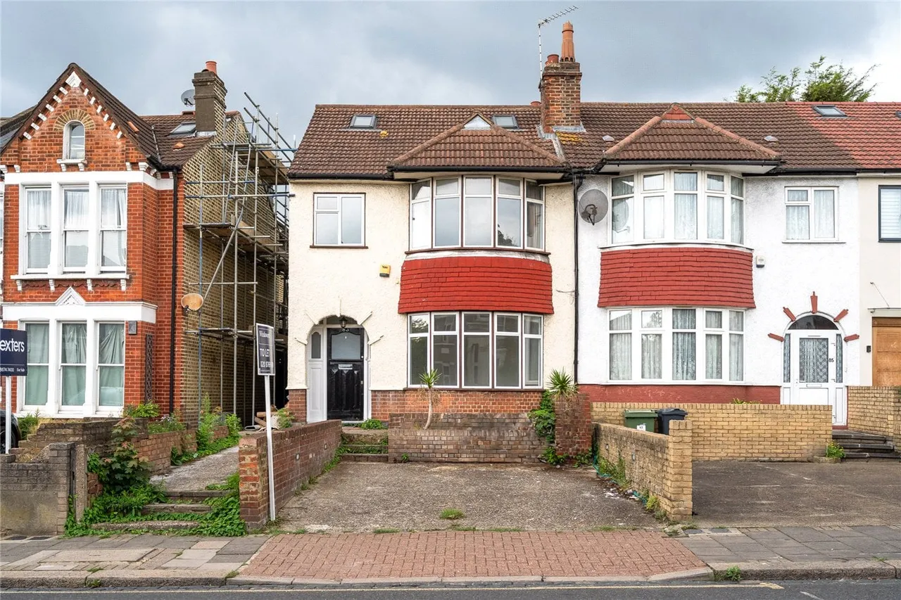 Greyhound Lane, London, SW16, photo 2