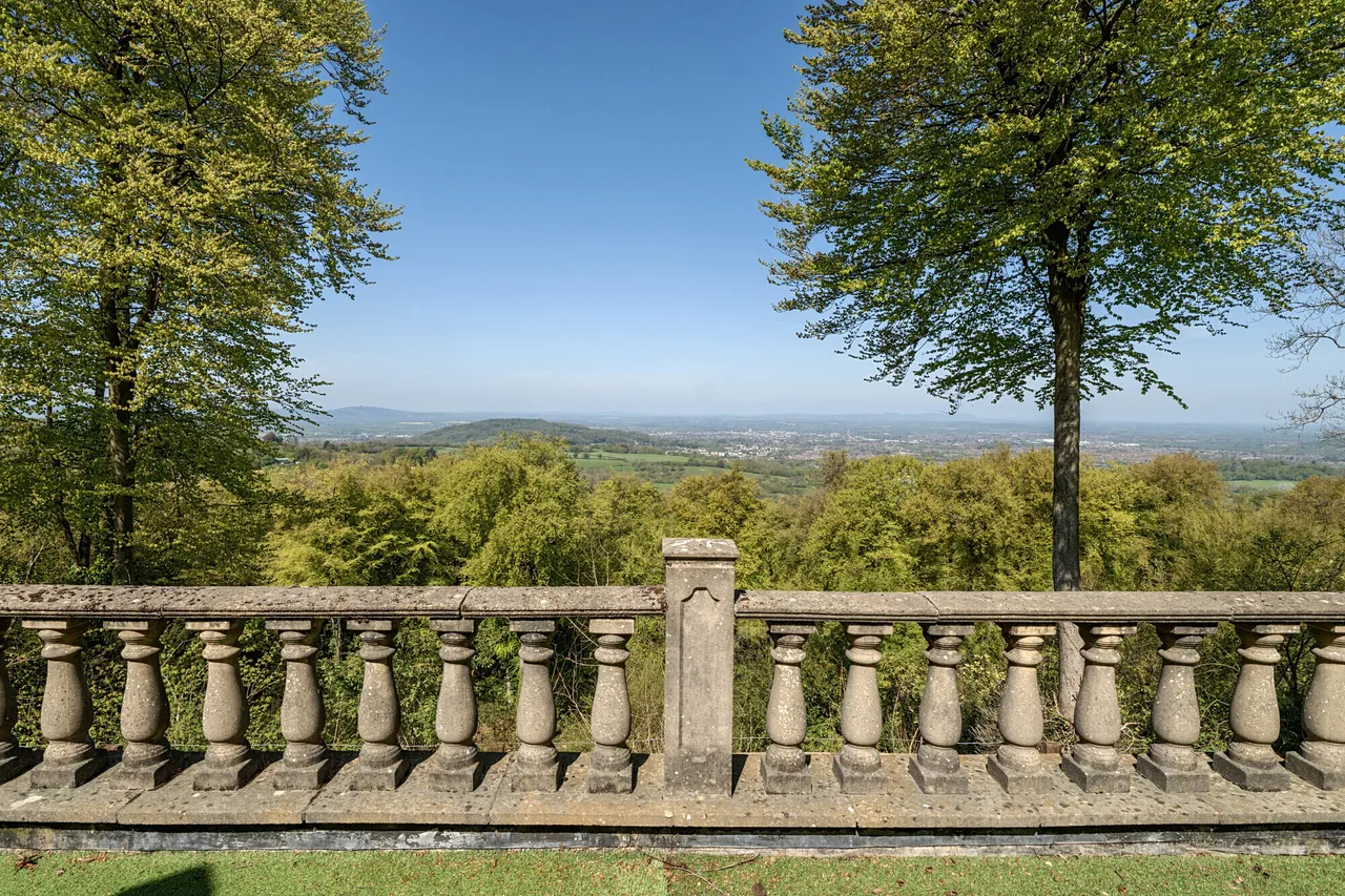 Painswick Beacon, Stroud, GL6, photo 11