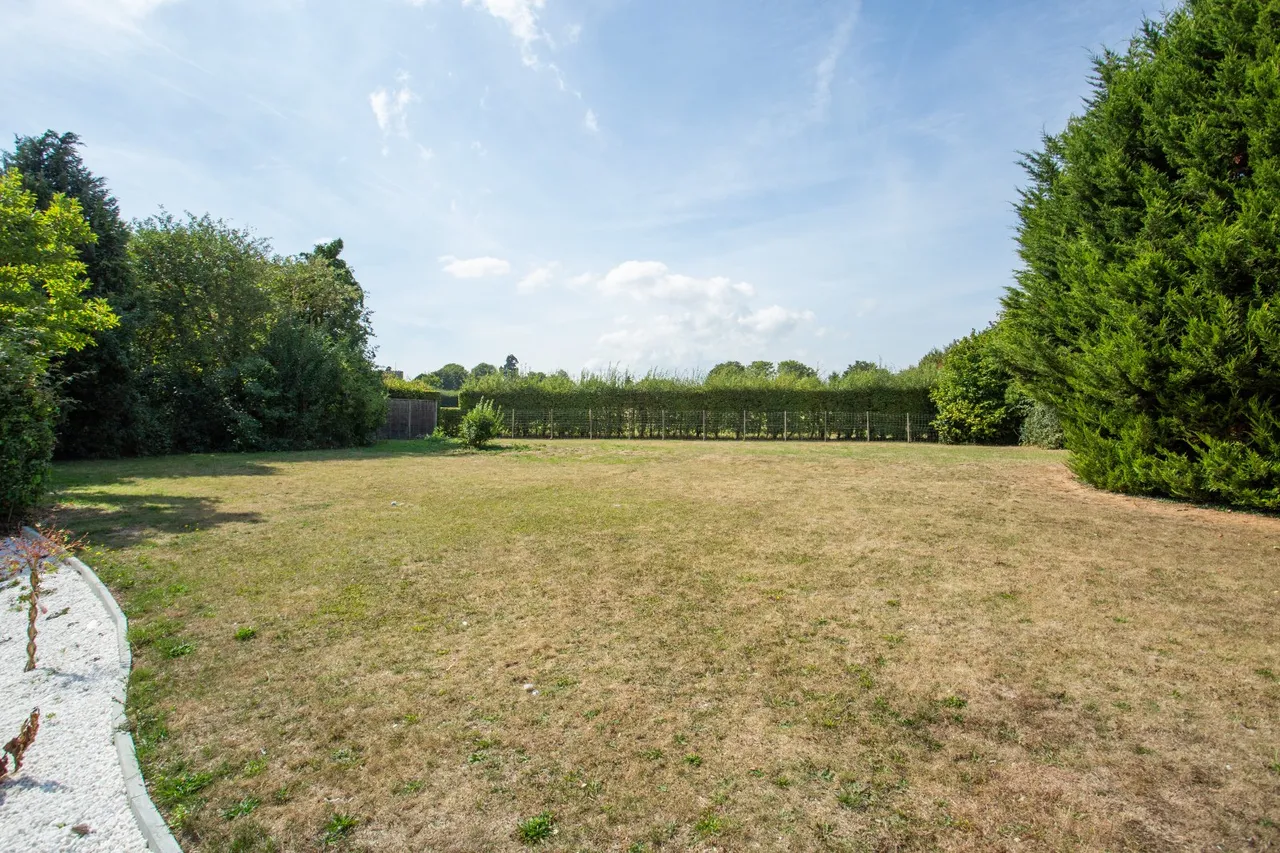 Durlock Road, Staple, CT3, photo 18
