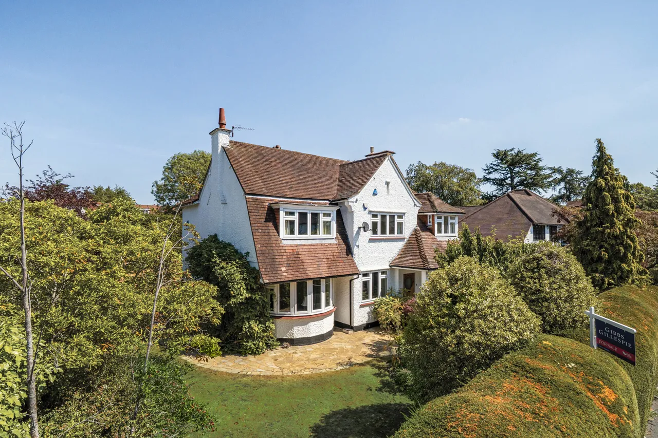 4 bed house for sale, Fulmer Way, Gerrards Cross, SL9