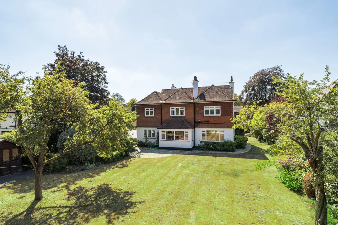 Fulmer Way, Gerrards Cross, SL9, photo 29