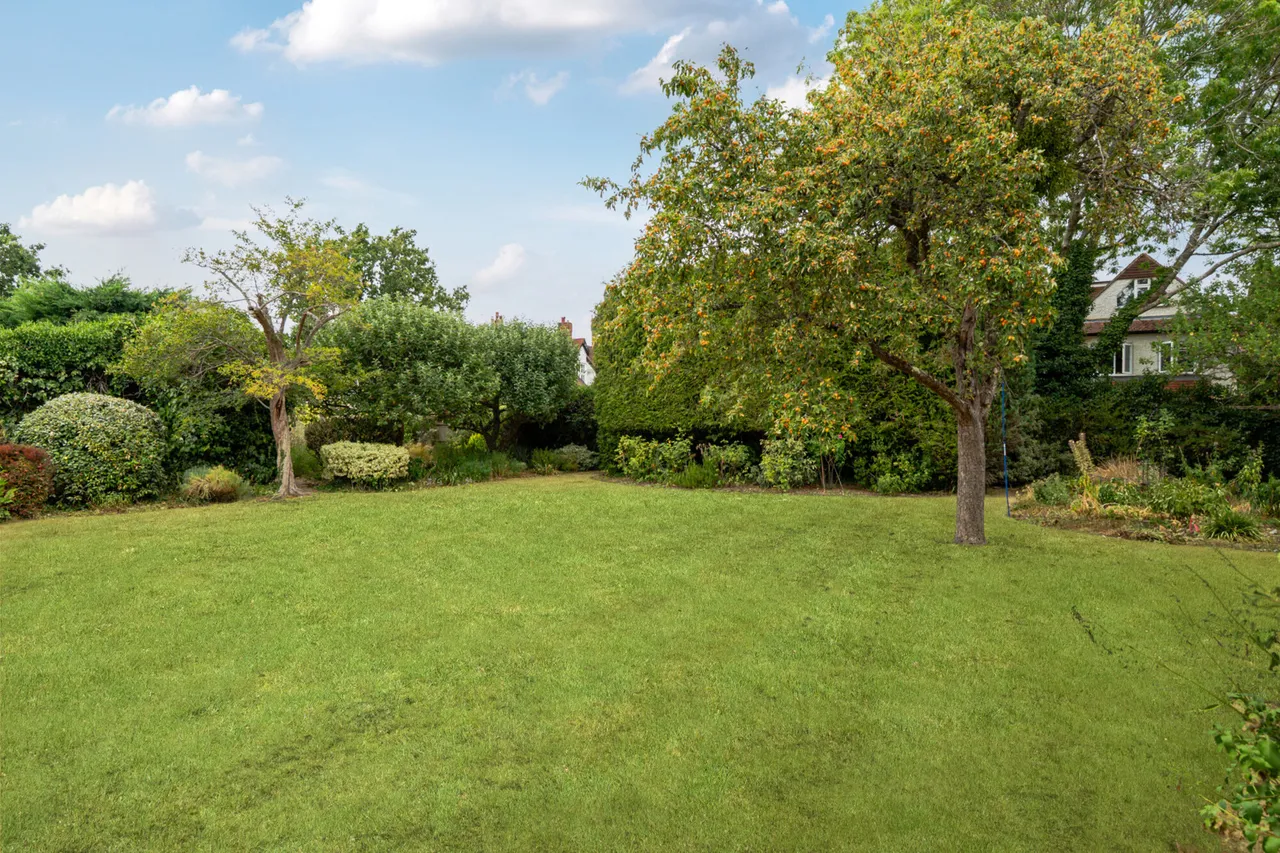 Fulmer Way, Gerrards Cross, SL9, photo 33