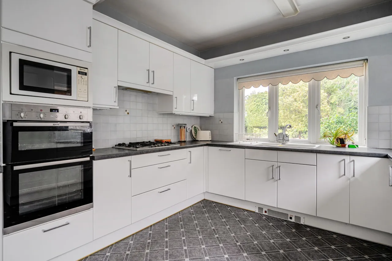 Fulmer Way, Gerrards Cross, SL9, photo 3