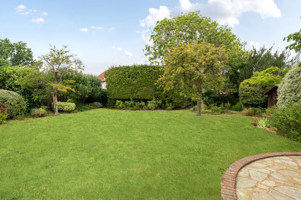 Fulmer Way, Gerrards Cross, SL9, photo 32