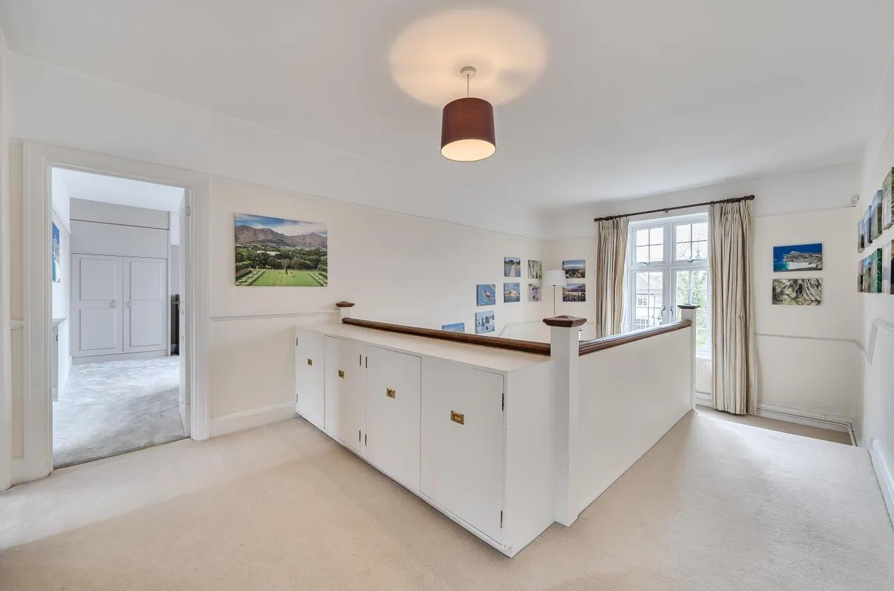 Higher Drive, Banstead, Banstead, SM7 1PF, photo 22