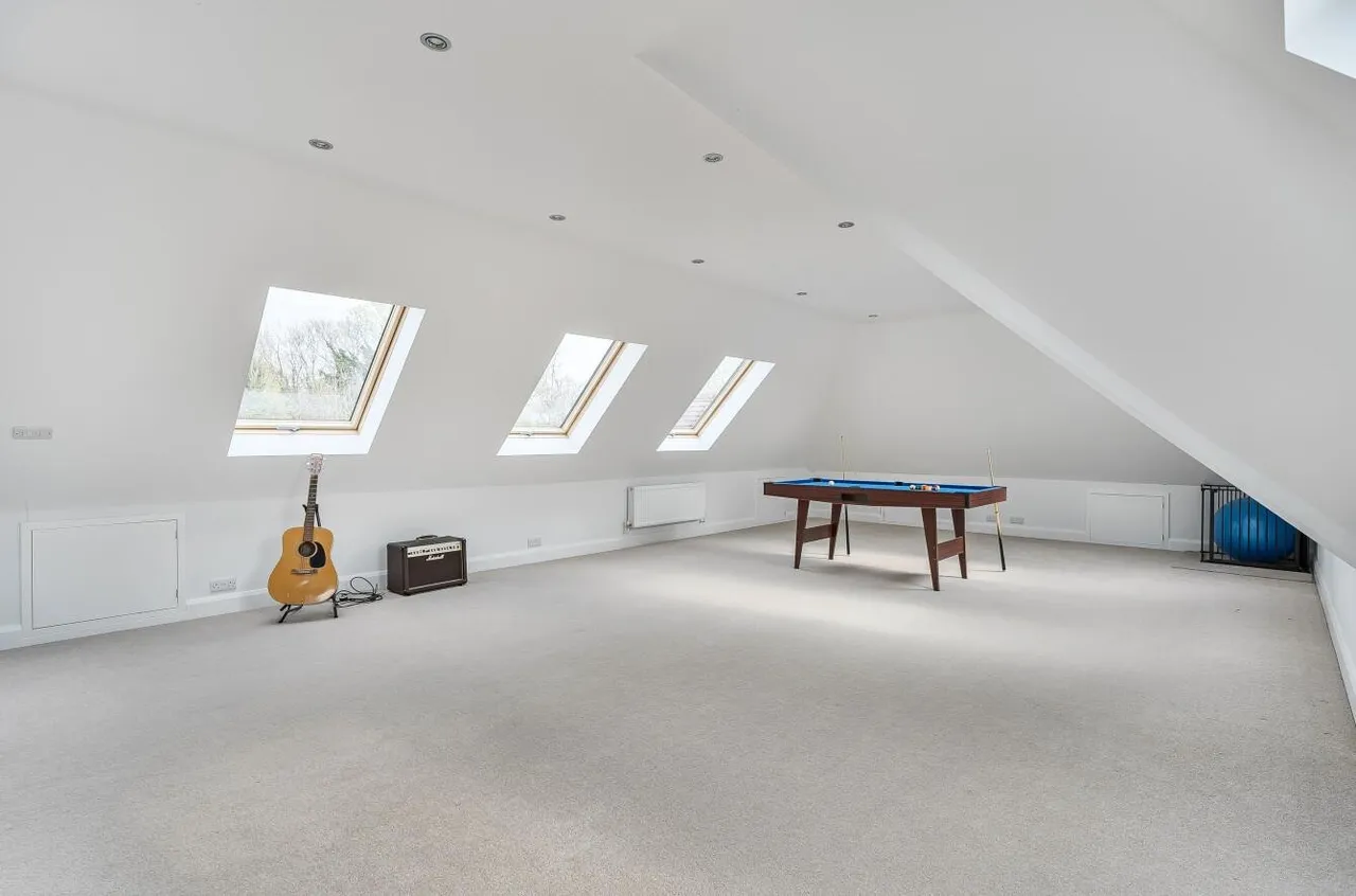 Higher Drive, Banstead, Banstead, SM7 1PF, photo 28
