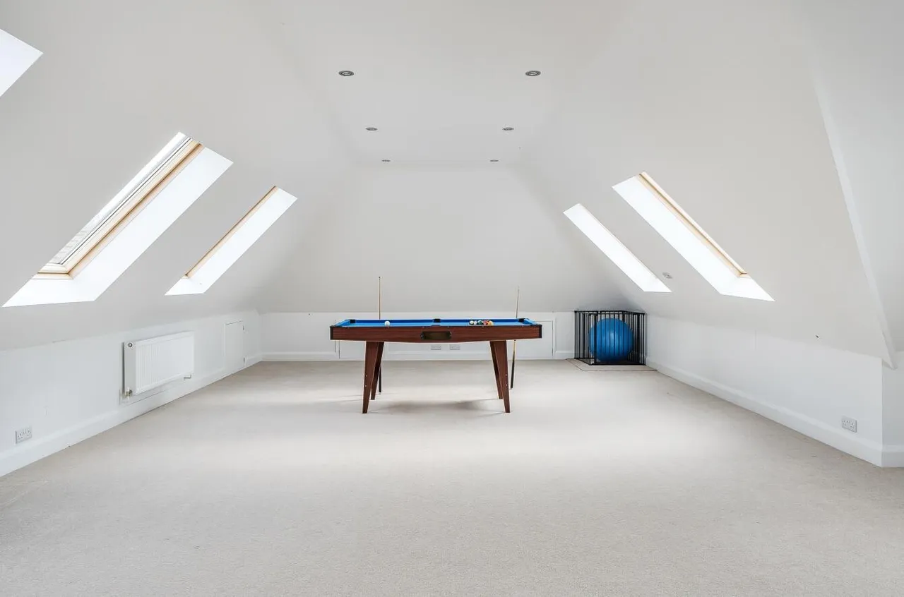 Higher Drive, Banstead, Banstead, SM7 1PF, photo 27