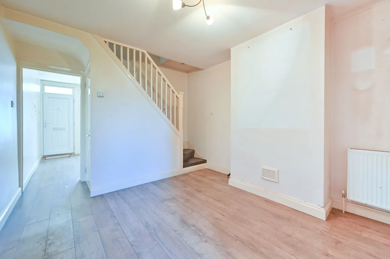 76 Byron Road, Harrow, photo 6
