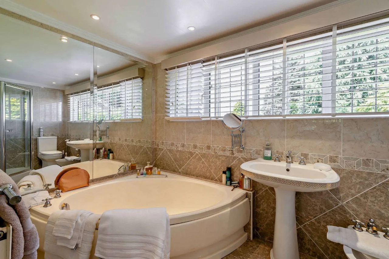 Wood Drive, Sevenoaks, TN13, photo 18