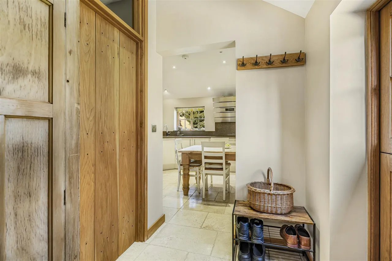 Main Road, Little Gransden, SG19, photo 10