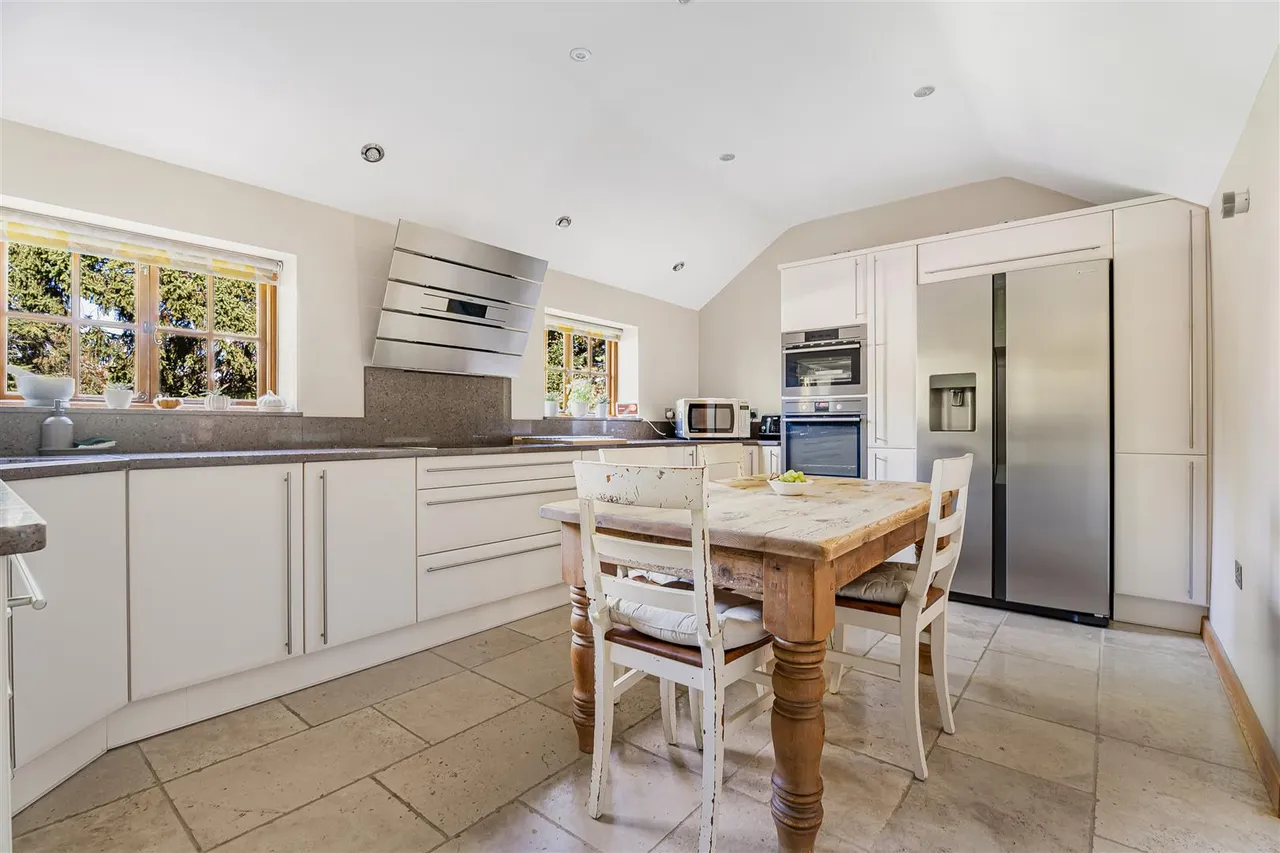 Main Road, Little Gransden, SG19, photo 8