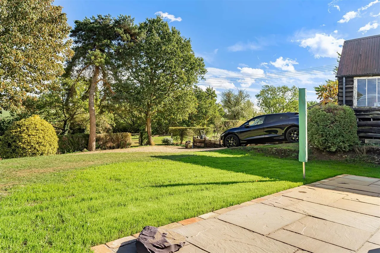 Main Road, Little Gransden, SG19, photo 27