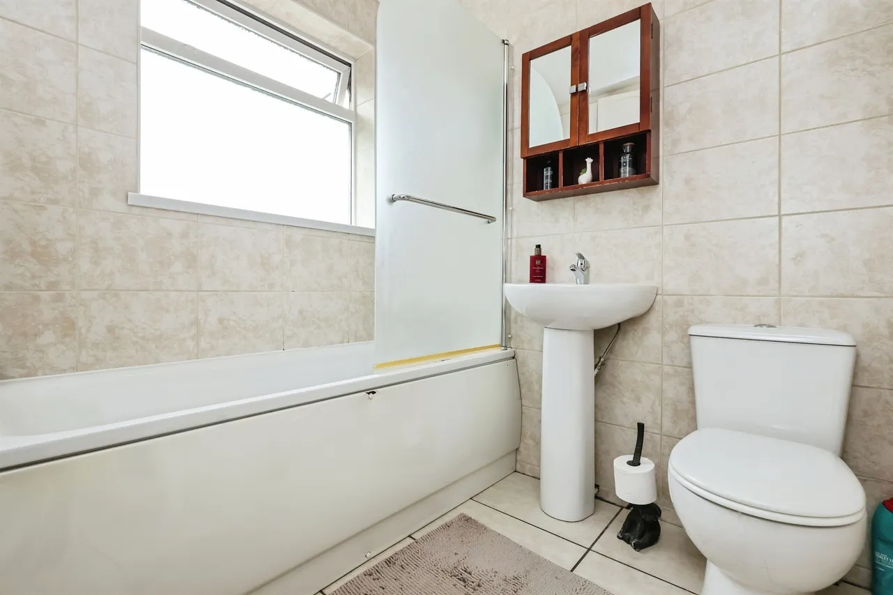 Higgins Lane, Quinton, Birmingham, photo 11