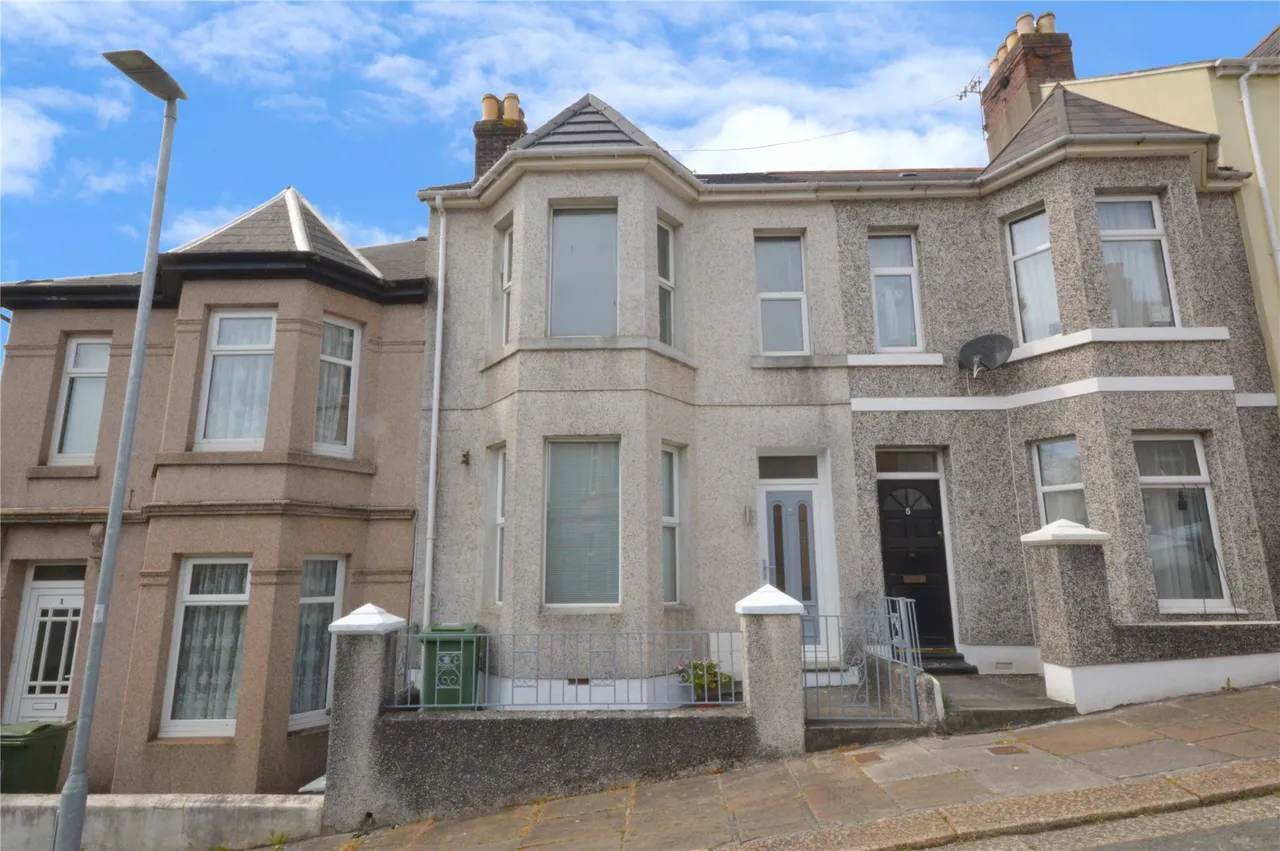 3 bed property for sale — Turret Grove, Plymouth, Devon, PL4