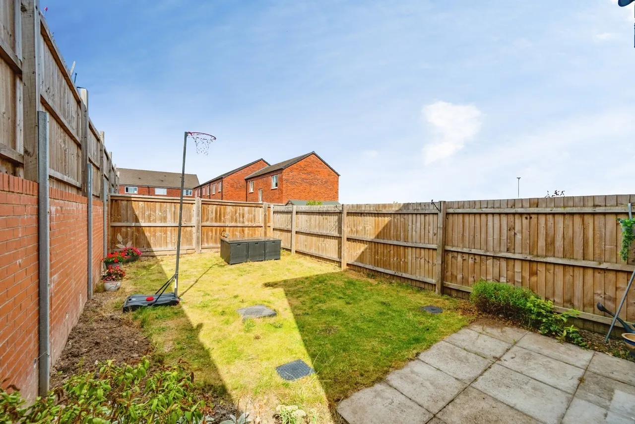 Orchid Close, Tamworth, Staffordshire, B79, photo 18