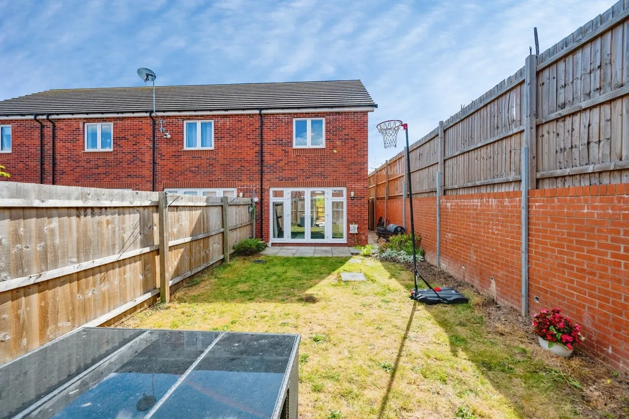 Orchid Close, Tamworth, Staffordshire, B79, photo 7