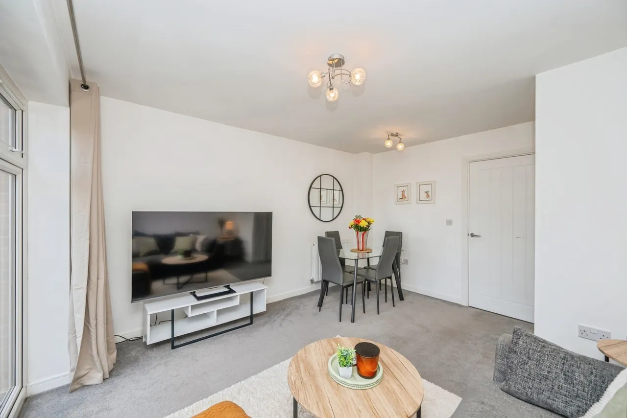 Orchid Close, Tamworth, Staffordshire, B79, photo 4