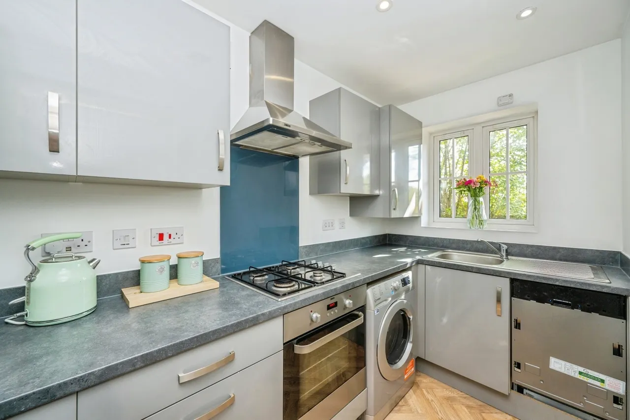 Orchid Close, Tamworth, Staffordshire, B79, photo 3