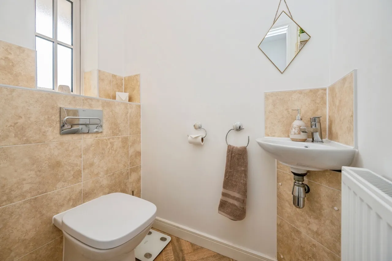 Orchid Close, Tamworth, Staffordshire, B79, photo 16