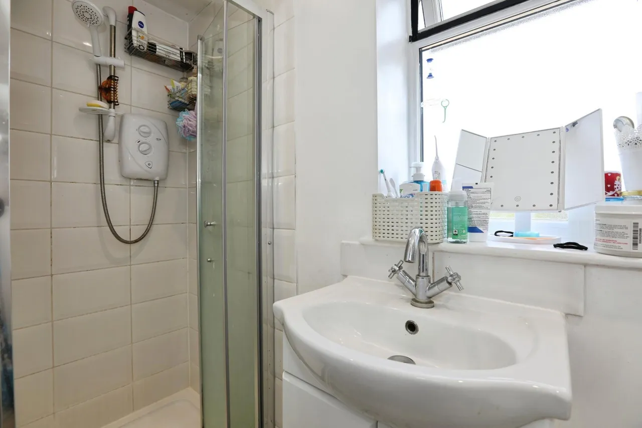 Grove Road, Burgess Hill, RH15, photo 9