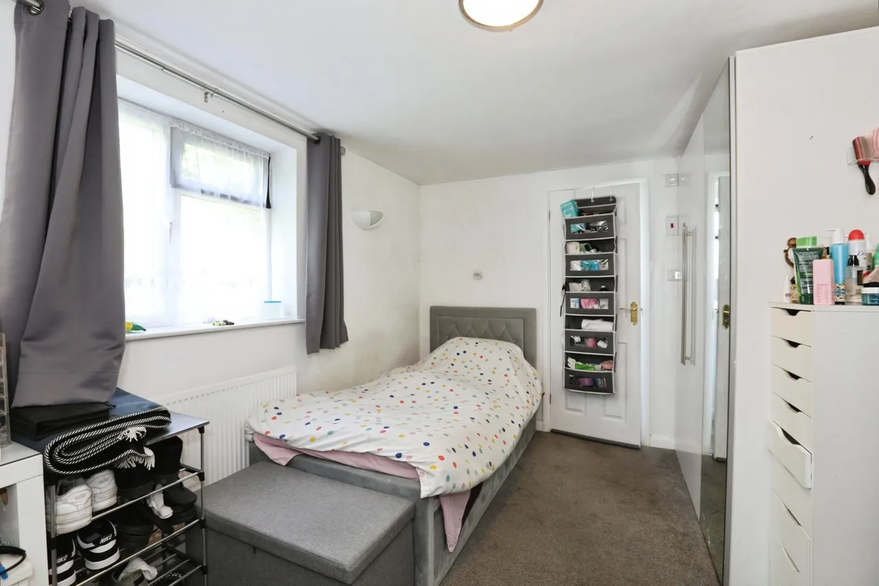 Grove Road, Burgess Hill, RH15, photo 14