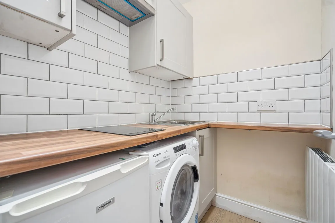 Reginald Road, Northwood, HA6, photo 8