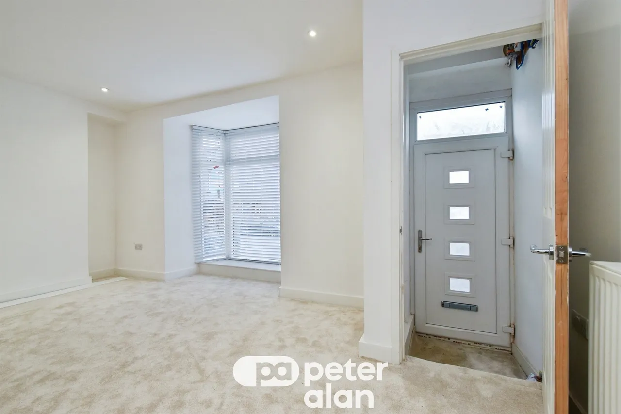 Clifton Crescent, Aberdare, CF44, photo 4