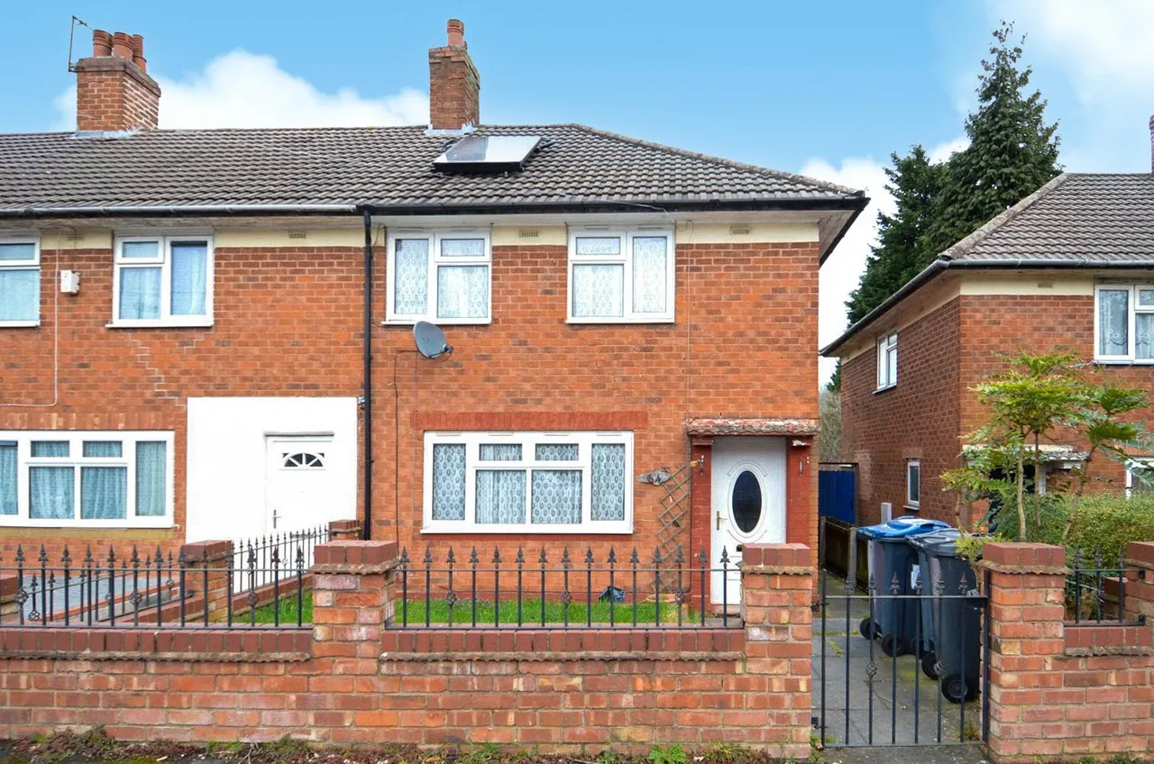 3 bed house for sale — Brinklow Road, Weoley Castle, Birmingham, B29 5XP