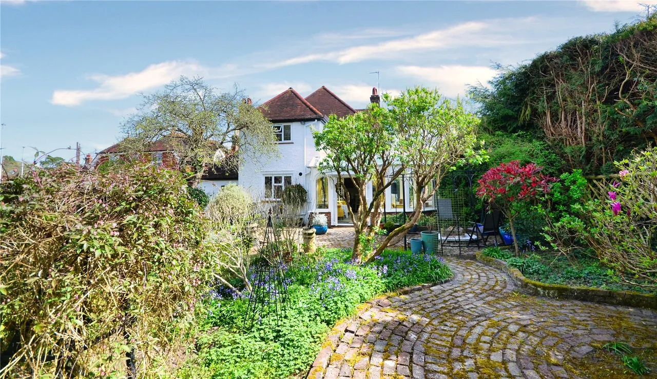 Moat Road, East Grinstead, RH19, photo 21