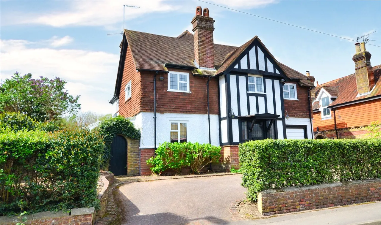Moat Road, East Grinstead, RH19, photo 24