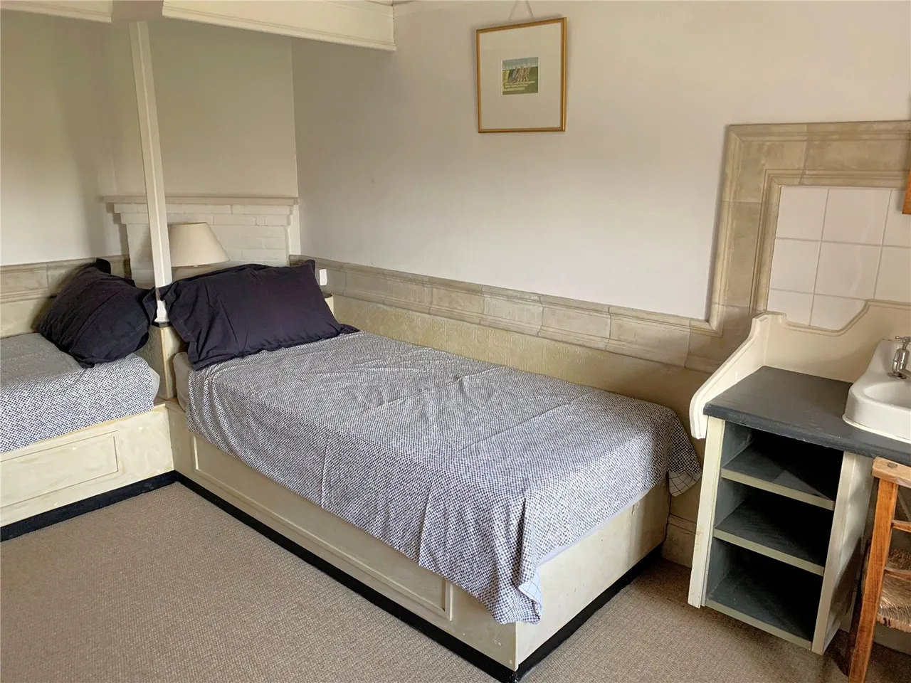 Moat Road, East Grinstead, RH19, photo 8