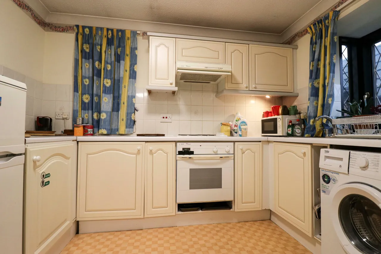 Orchard Lea, High Wych, CM21, photo 5