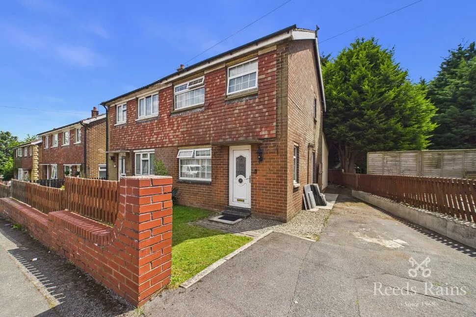 3 bed house for sale, Lowood Lane, Birstall, WF17