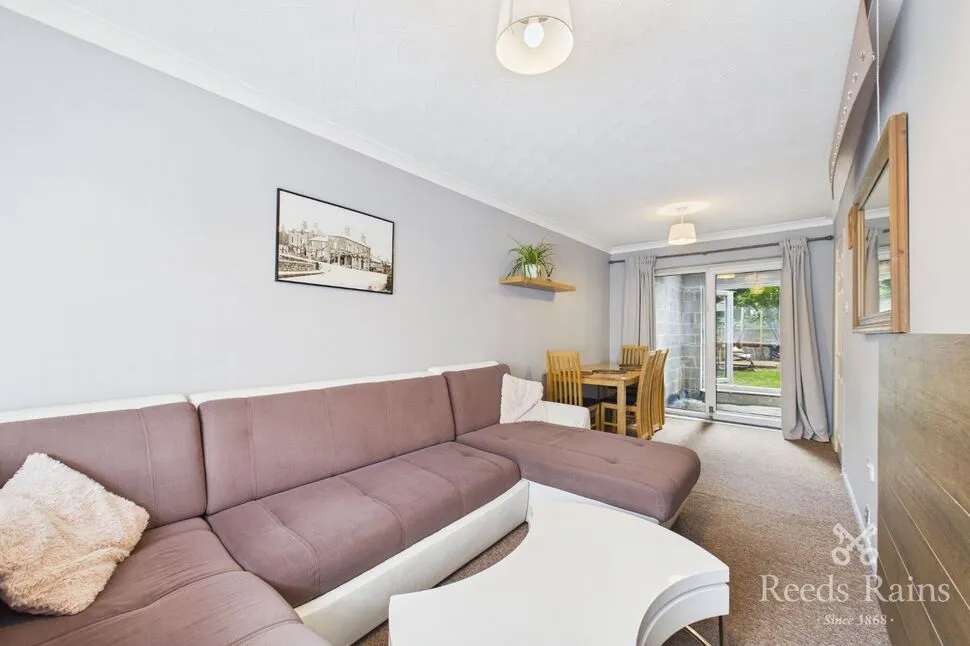 Lowood Lane, Birstall, WF17, photo 9