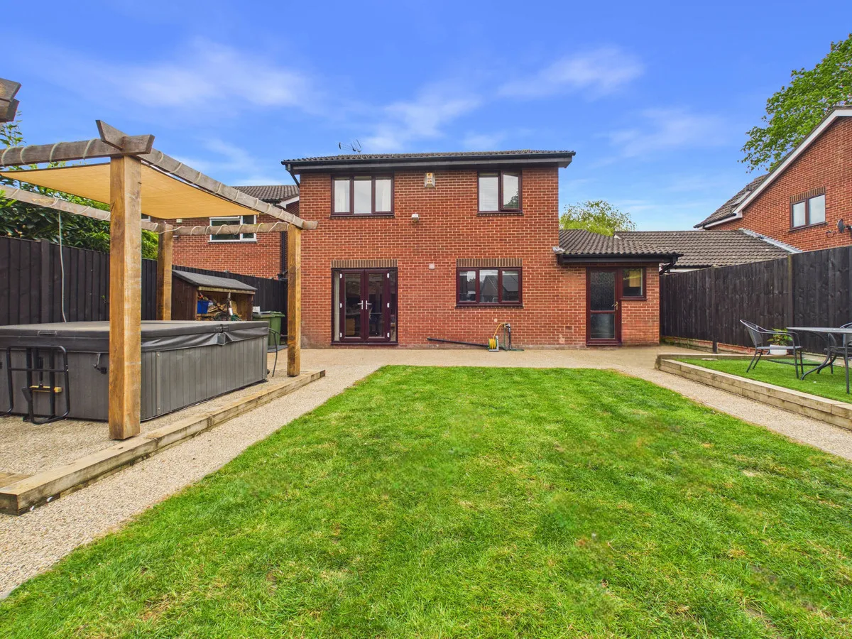 Warwick Road, Littlethorpe, LE19, photo 2