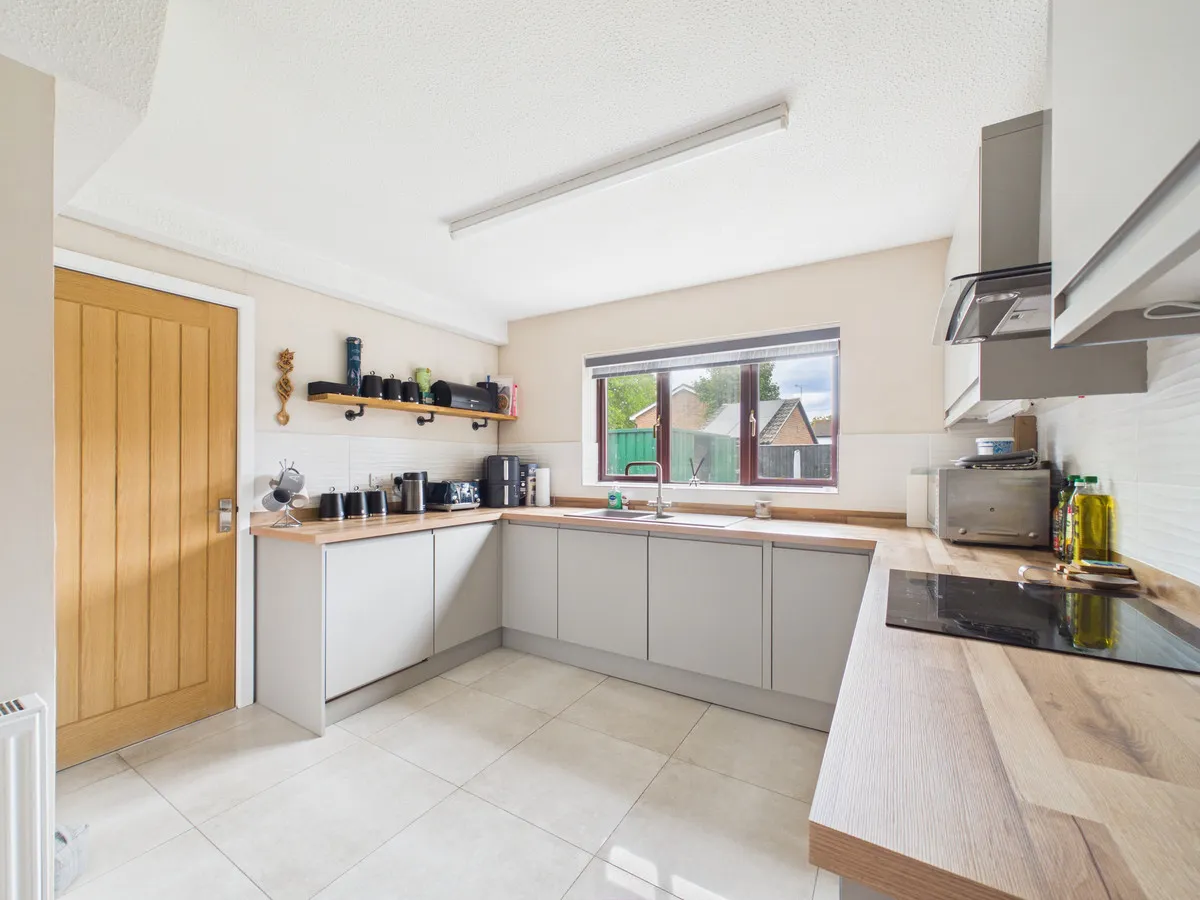 Warwick Road, Littlethorpe, LE19, photo 6