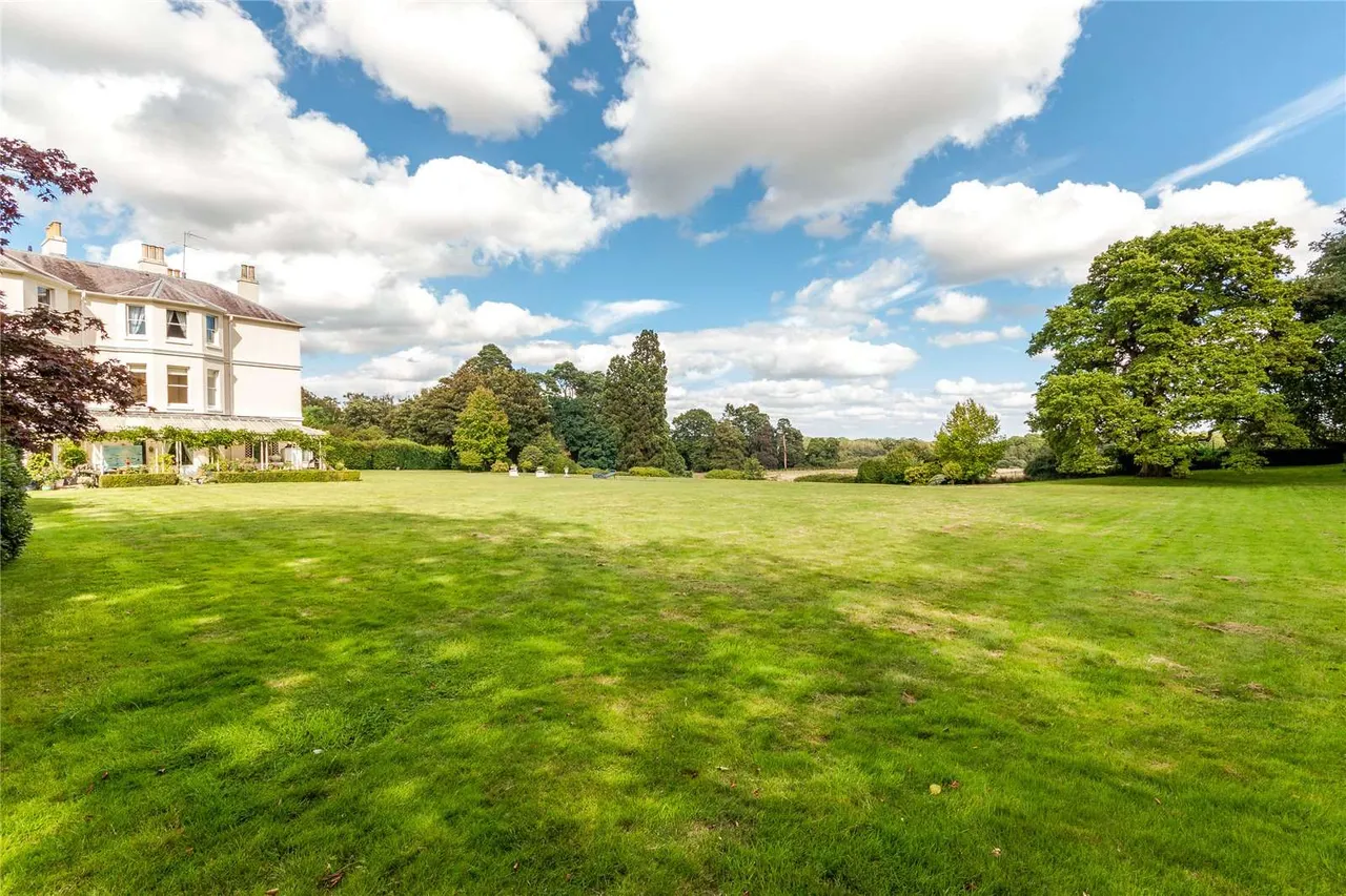Kings Ride House, Prince Albert Drive, Ascot, Berkshire, SL5 8AQ, photo 12