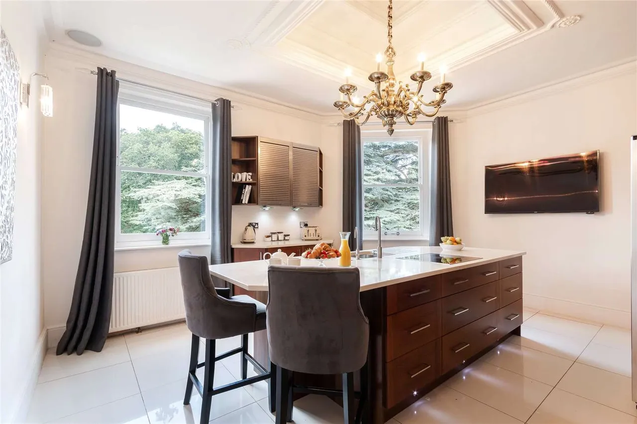 Kings Ride House, Prince Albert Drive, Ascot, Berkshire, SL5 8AQ, photo 6