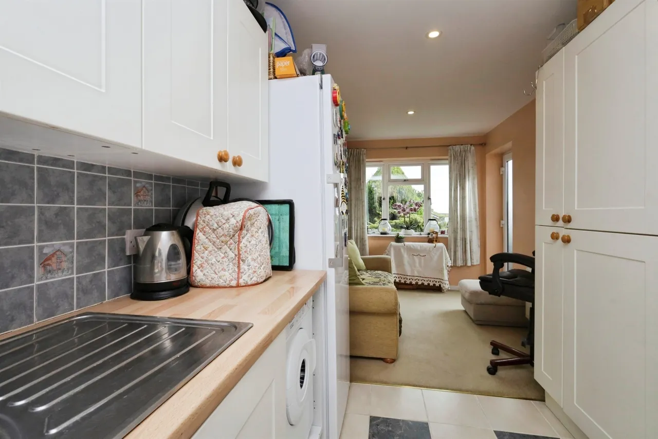 Willingdon Park Drive, Eastbourne, BN22, photo 15