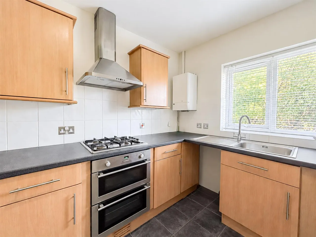 Bunting Close, St. Leonards-On-Sea, TN38, photo 6