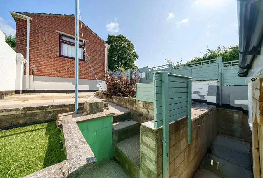 Southmead Road, Westbury-on-trym, BS10, photo 14