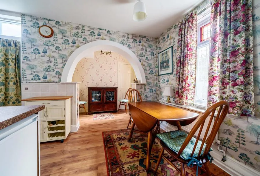 Southmead Road, Westbury-on-trym, BS10, photo 2