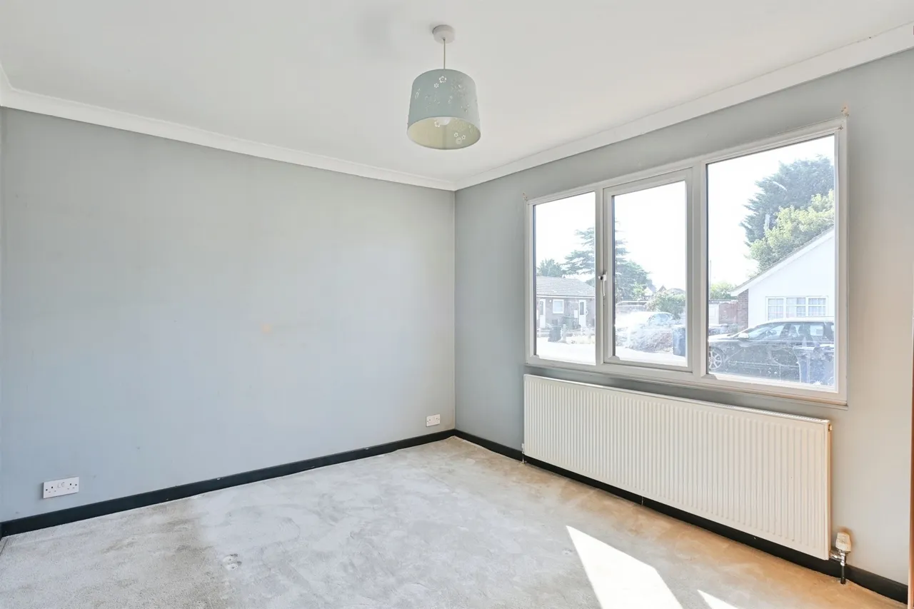 Highfield Road, March, photo 6